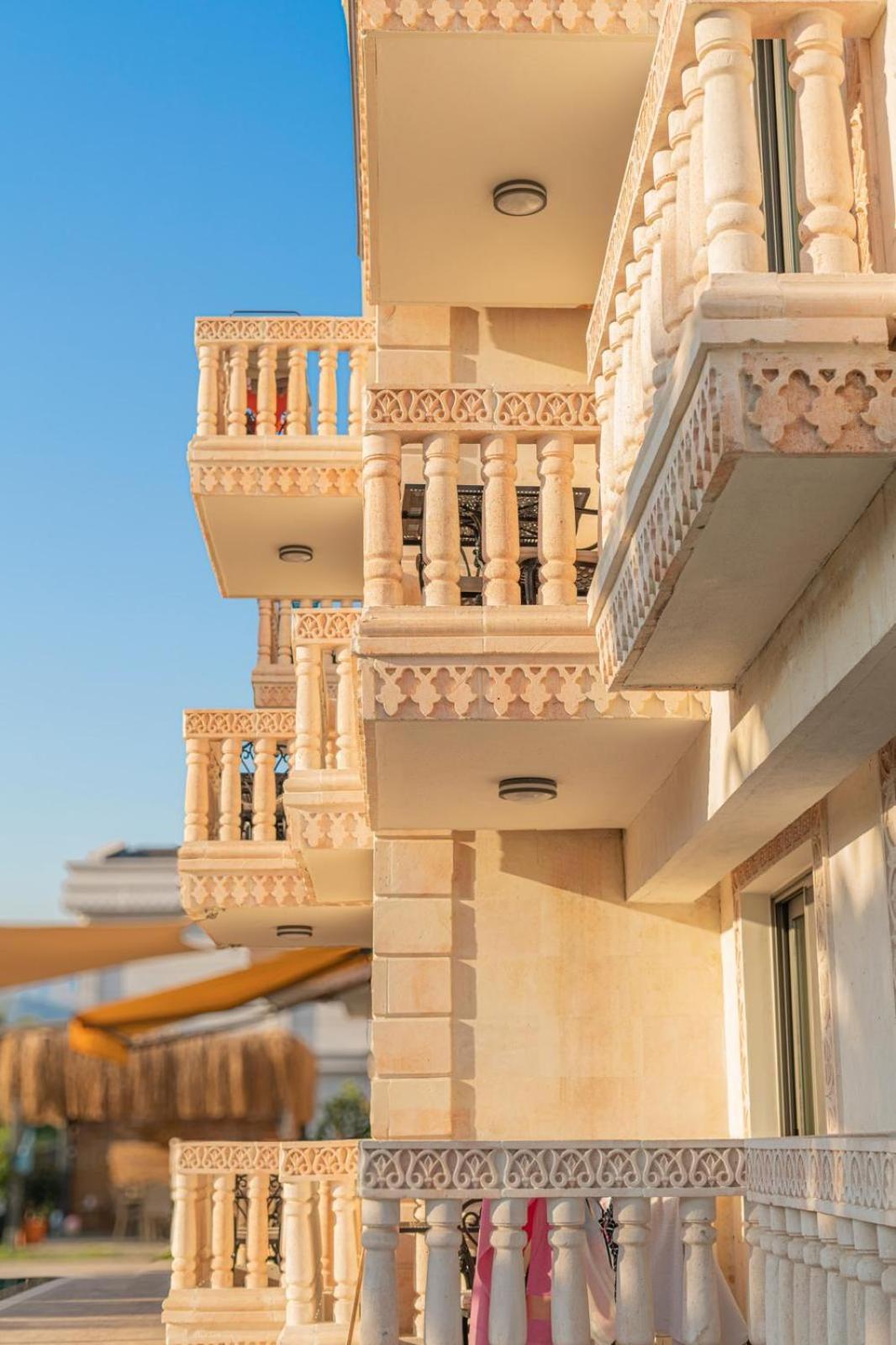 Aparthotel Kalender Pansion Fethiye Zewnętrze zdjęcie